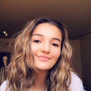 Meet your Posher, Analisa